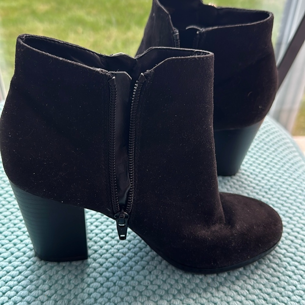 Apt 9 Boots EUC